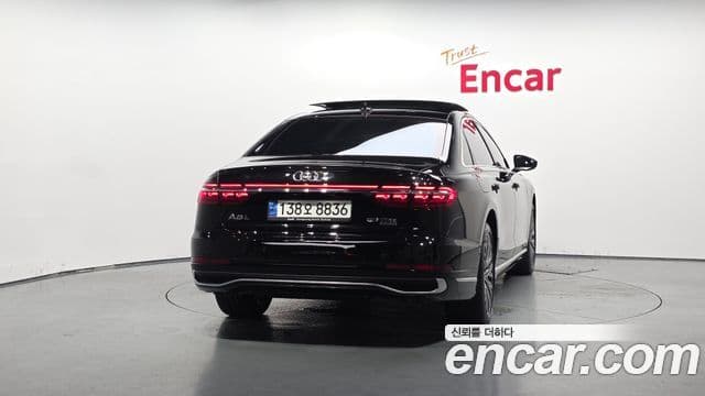 Audi A8 (D5) 3