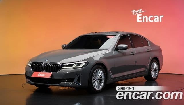 BMW 5 Series (G30)
