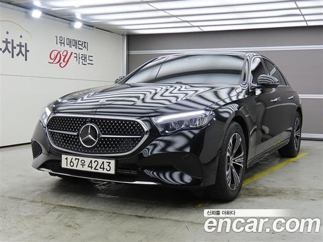 Mercedes-Benz E-Class W214 1