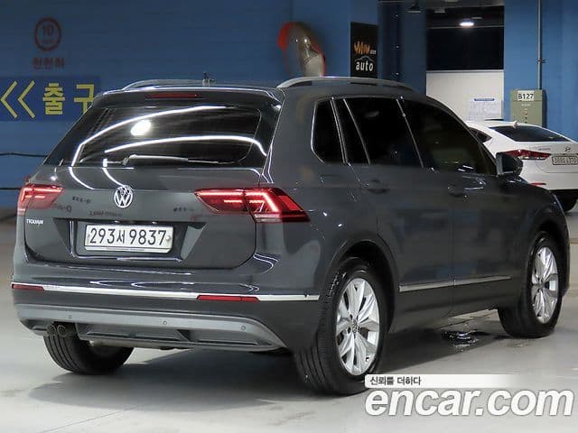 Volkswagen Tiguan 2nd Gen 2