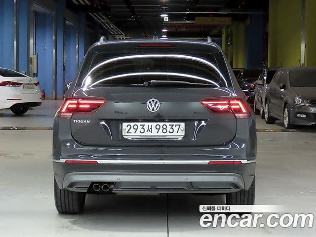 Volkswagen Tiguan 2nd Gen 4