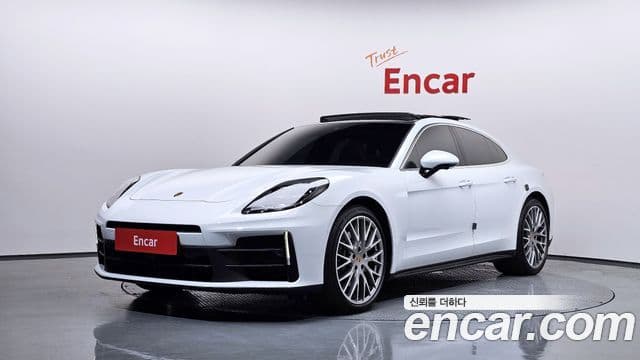 Porsche Panamera (976) 1