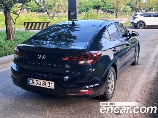 Hyundai The New Avante AD 4