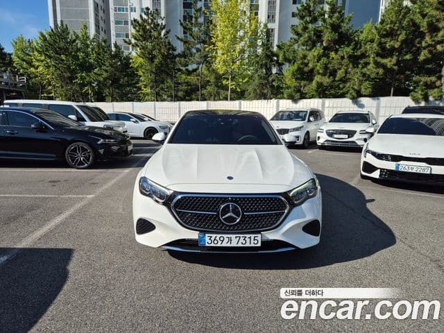 Mercedes-Benz E-Class W214