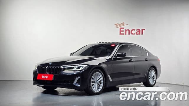 BMW 5 Series (G30)