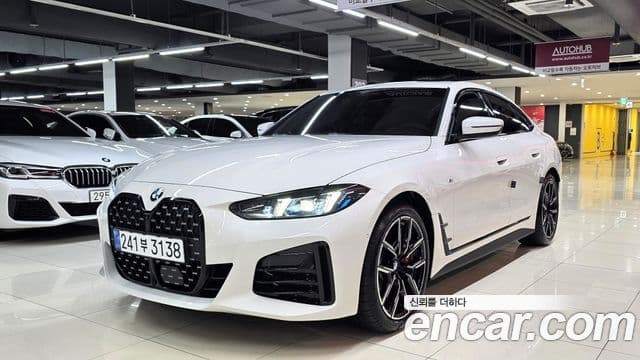 BMW 4 Series (G22)