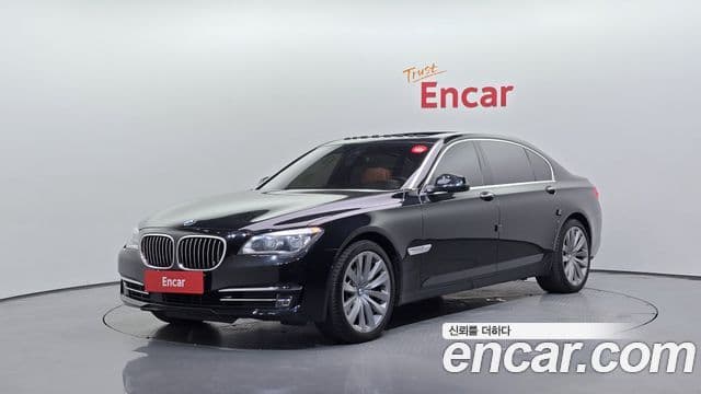 BMW 7 Series (F01)