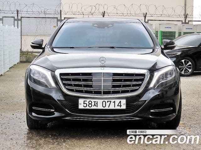 Mercedes-Benz S-Class W222