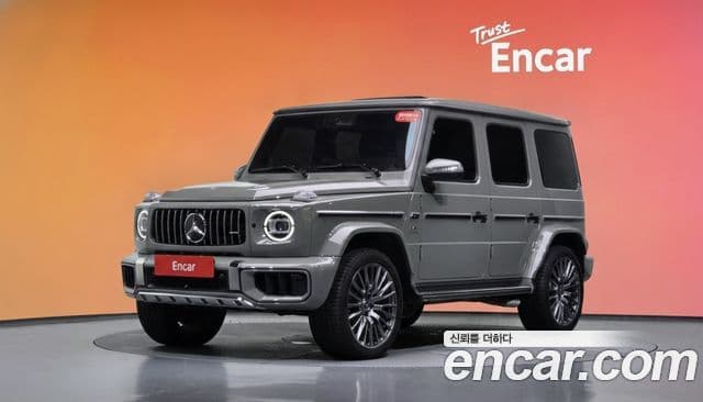 Mercedes-Benz G-Class W465