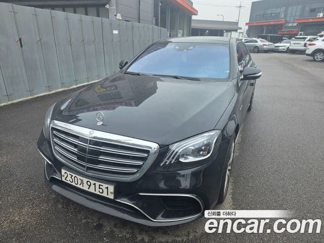 Mercedes-Benz S-Class W222