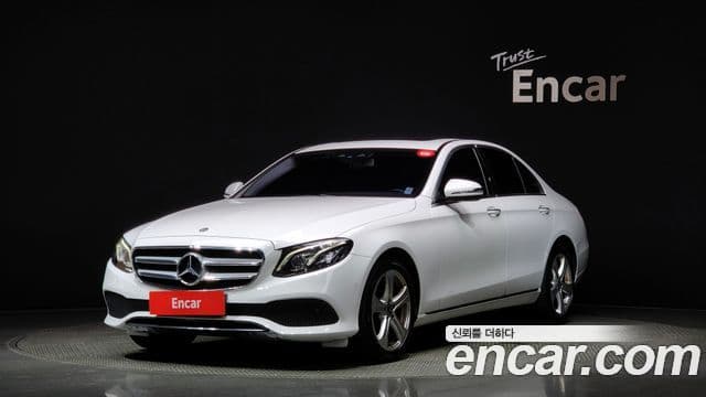 Mercedes-Benz E-Class W213 1