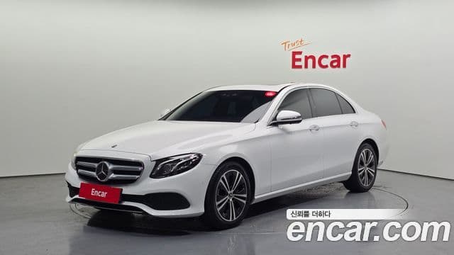 Mercedes-Benz E-Class W213 1