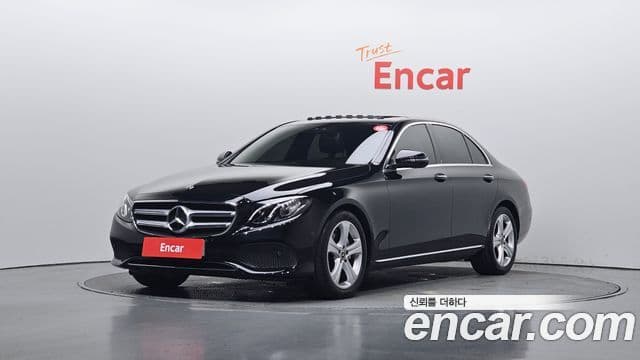 Mercedes-Benz E-Class W213 1