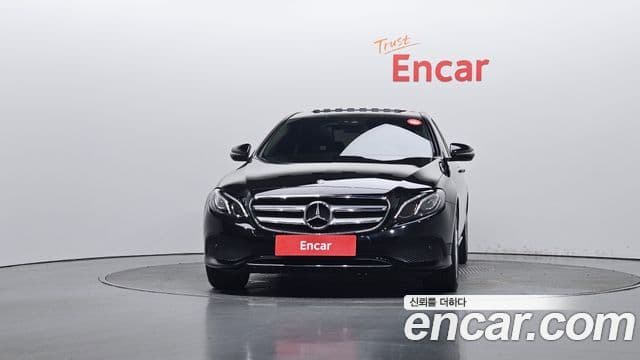 Mercedes-Benz E-Class W213 3