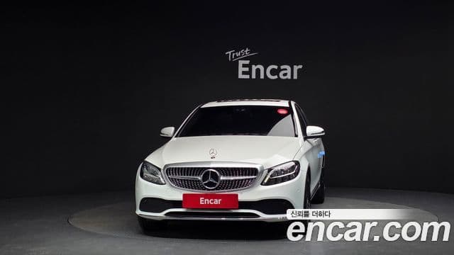 Mercedes-Benz C-Class W205 3
