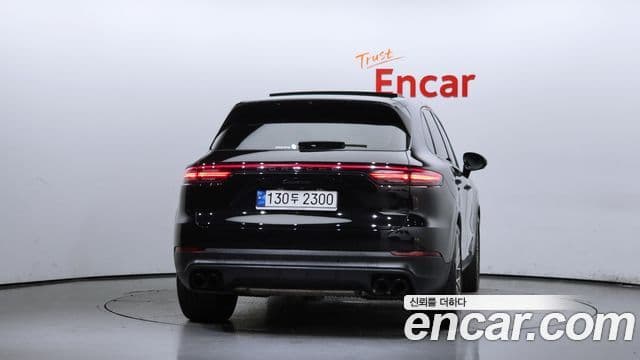 Porsche Cayenne (PO536) 4