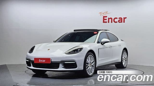 Porsche Panamera (971) 1