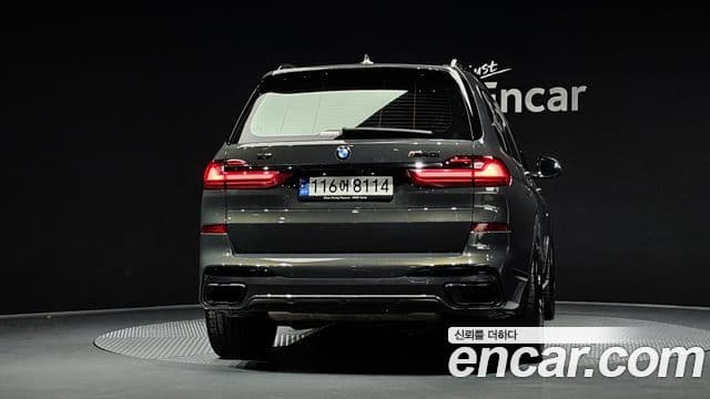 BMW X7 (G07) 3