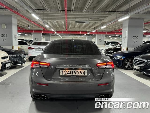 Maserati Ghibli 2