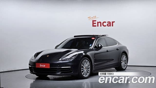 Porsche Panamera (971) 1