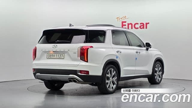 Hyundai Palisade 2