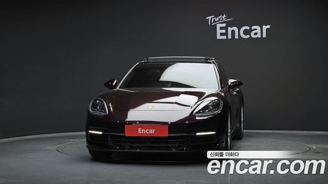 Porsche Panamera (971) 3