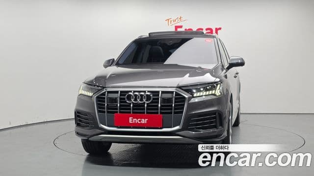 Audi Q7 (4M) 3