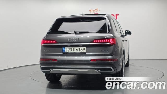 Audi Q7 (4M) 4
