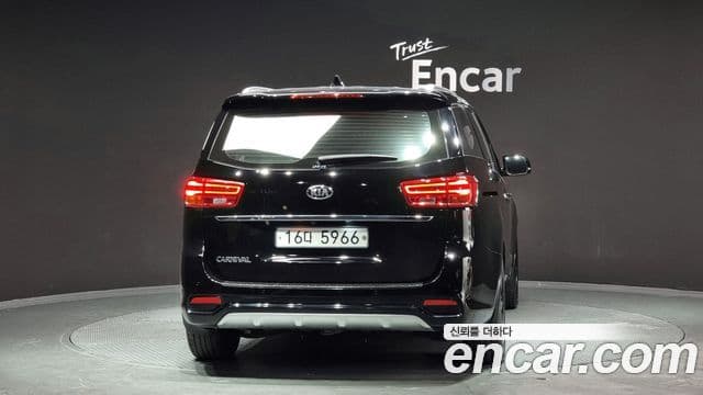 Kia The New Carnival 3