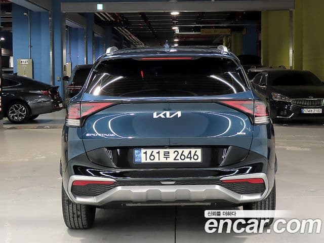 Kia Sportage 5th Gen Hybrid 3