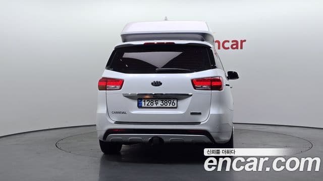 Kia All New Carnival 4