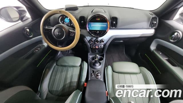 MINI Cooper S Countryman 4