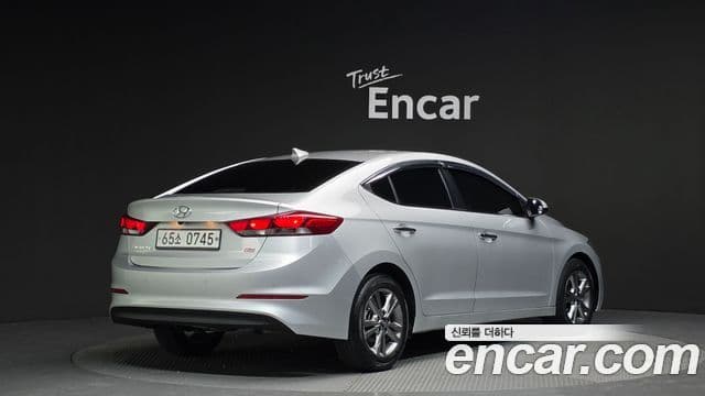 Hyundai Avante AD 2