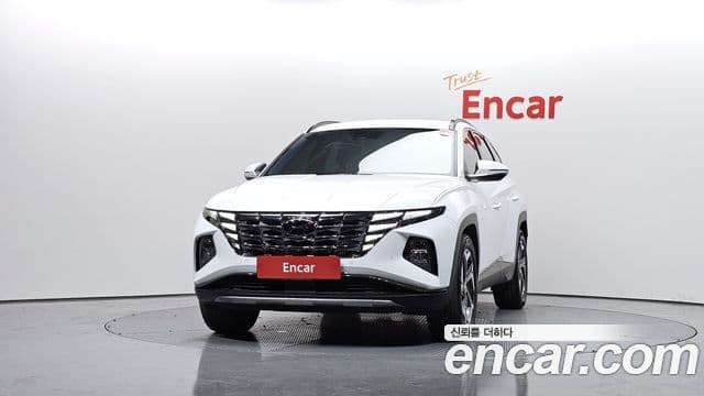 Hyundai Tucson (NX4) 2