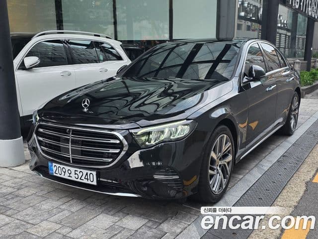 Mercedes-Benz E-Class W214 3