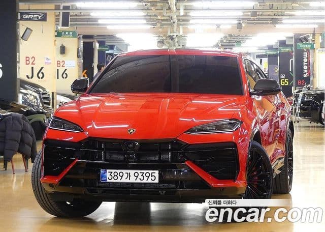 Lamborghini Urus 2