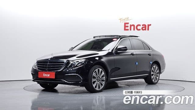 Mercedes-Benz E-Class W213 1