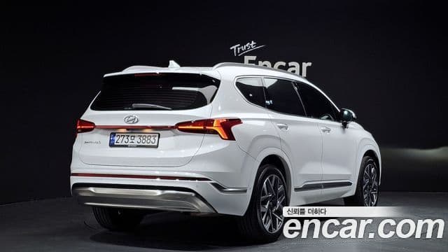 Hyundai The New Santa Fe 2