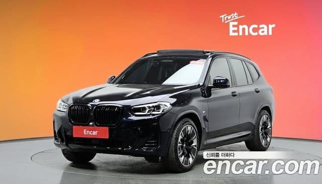BMW iX3 — 1