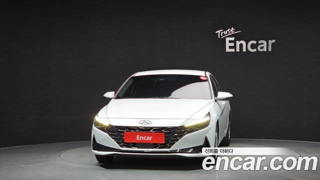 Hyundai Avante (CN7) 3