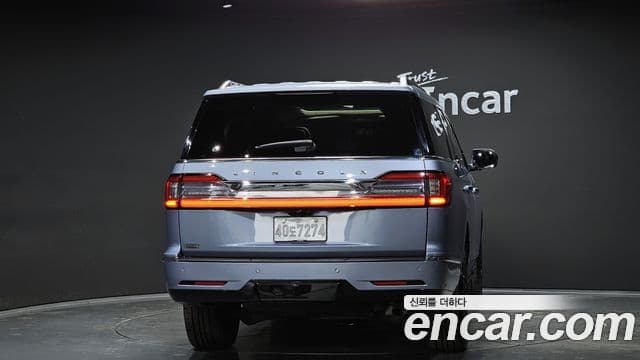 Lincoln 네비게이터 4th Gen 3