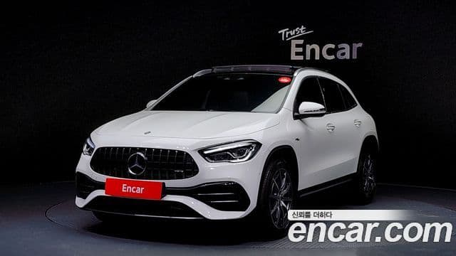 Mercedes-Benz GLA-Class H247