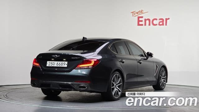 Genesis G70 2