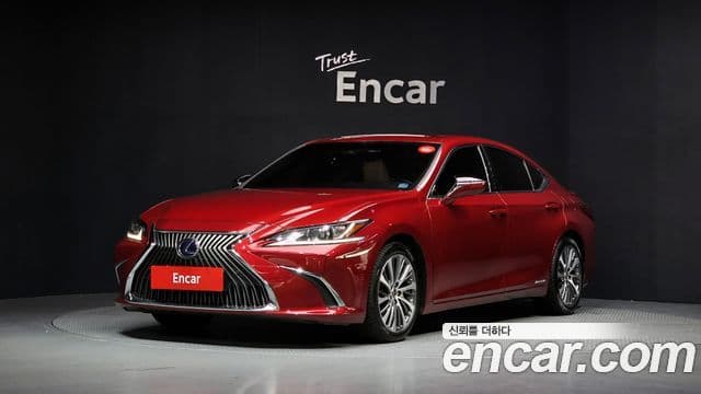 Lexus ES300h 7th Gen 1