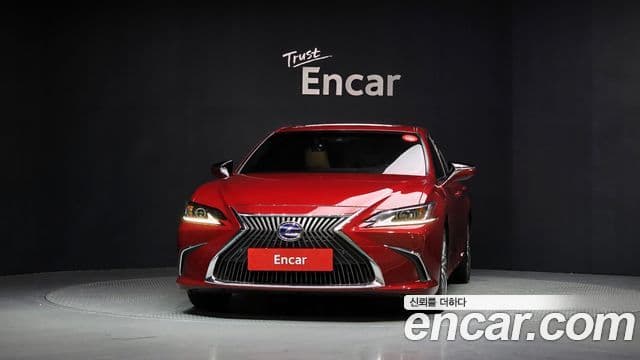 Lexus ES300h 7th Gen 3