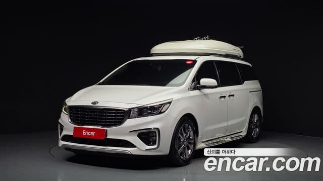 Kia The New Carnival — 1