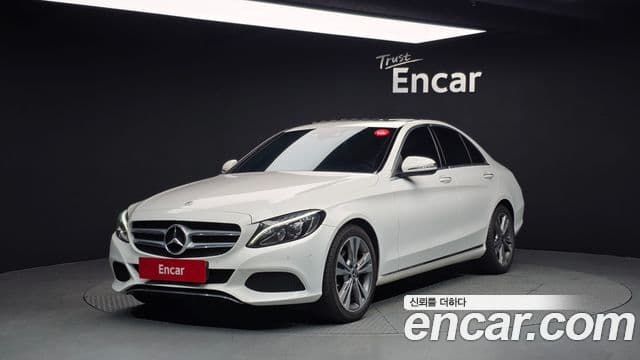 Mercedes-Benz C-Class W205 1