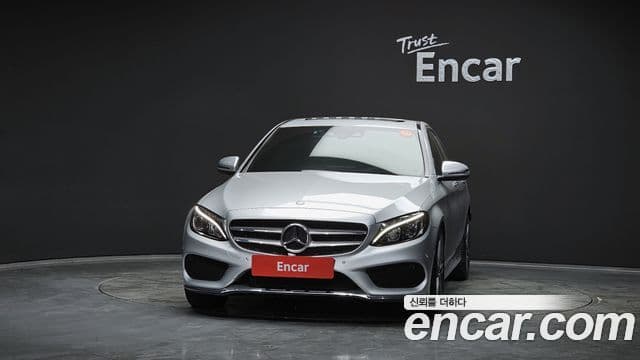 Mercedes-Benz C-Class W205 3