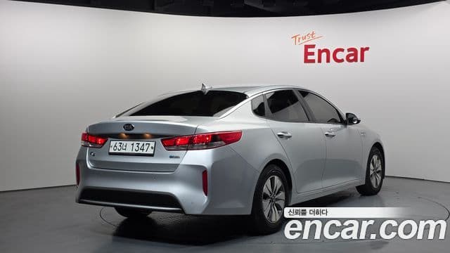 Kia K5 Hybrid 2nd Gen 2