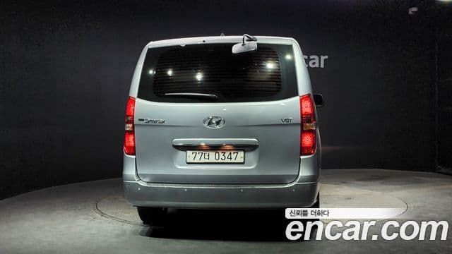 Hyundai The New Grand Starex 4